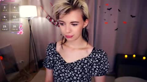 Lilian online show from October 2025 06:12:02 AM