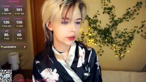 Lilian online show from November 2025 07:11:02 AM