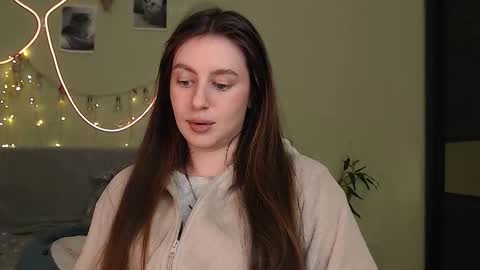 Snapshot of liliatlu chatting on October 2025 10:43:02 PM Lilu online show from October 2025 10:43:02 PM