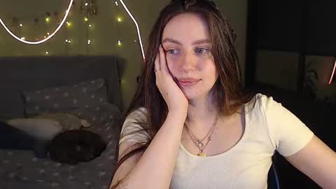 Snapshot of liliatlu chatting on October 2025 08:53:02 PM Lilu online show from October 2025 08:53:02 PM