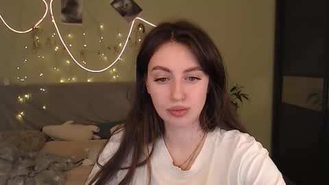 Snapshot of liliatlu chatting on November 2025 11:38:02 PM Lilu online show from November 2025 11:38:02 PM