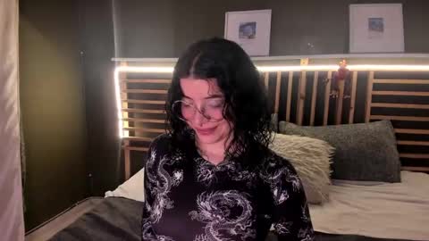 Snapshot of lilibeth___ chatting on March 2025 05:46:01 AM Lili online show from March 2025 05:46:01 AM