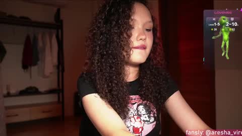 Lilica  online show from October 2025 06:16:02 PM