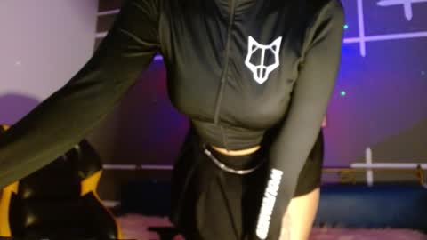 Snapshot of lilidesire chatting on October 2025 08:21:02 PM Simone 3 online show from October 2025 08:21:02 PM