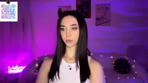 Lina online show from March 2026 10:14:01 PM