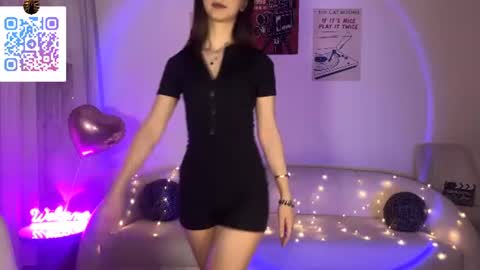 Snapshot of lilihalvorsen chatting on June 2026 10:19:02 PM Lina online show from June 2026 10:19:02 PM