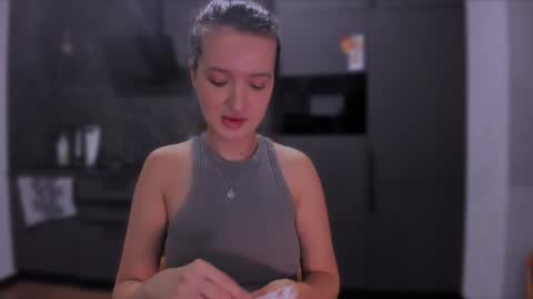             ...  online show from December 2024 09:40:02 PM