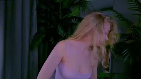 lililok101 online show from March 2026 03:20:01 AM