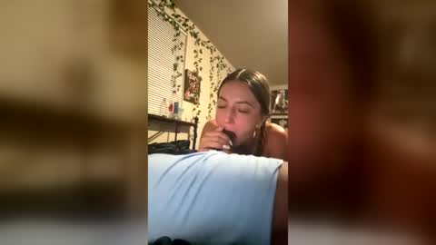 Snapshot of lilinga chatting on June 2026 03:58:02 AM lilinga online show from June 2026 03:58:02 AM