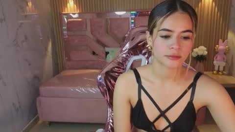 Snapshot of lilith4_s chatting on February 2026 08:10:01 PM Lilith online show from February 2026 08:10:01 PM