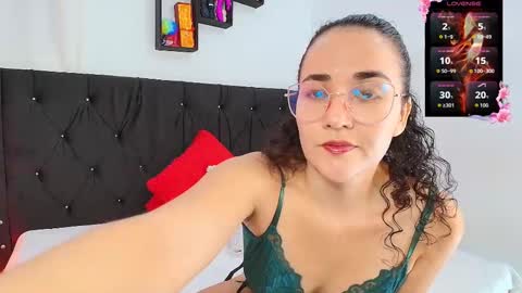 Snapshot of lilith_2025 chatting on October 2025 09:39:02 AM Lilith online show from October 2025 09:39:02 AM