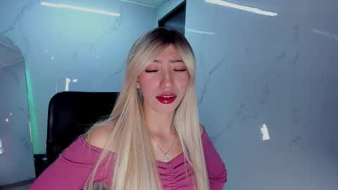 lilith cooper20 online show from September 2025 07:41:02 PM