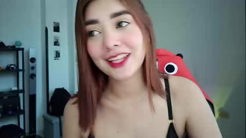 Snapshot of lilith_cruzz chatting on December 2024 12:51:02 PM Lilith online show from December 2024 12:51:02 PM