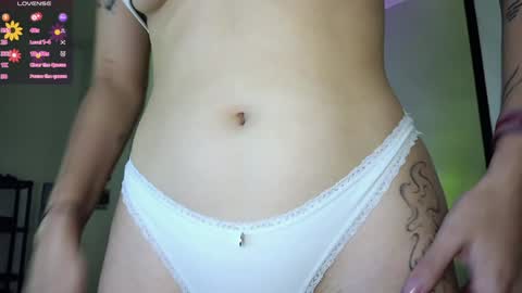 Snapshot of lilith_cruzz chatting on January 2025 11:09:01 PM Lilith online show from January 2025 11:09:01 PM