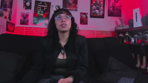 Snapshot of lilith_deveraux_ chatting on October 2025 03:10:02 PM MISTRESS LILITH online show from October 2025 03:10:02 PM