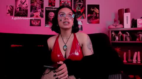 Snapshot of lilith_deveraux_ chatting on October 2025 03:07:01 PM MISTRESS LILITH online show from October 2025 03:07:01 PM