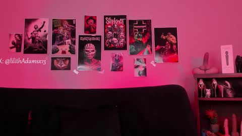 Snapshot of lilith_deveraux_ chatting on October 2025 06:10:02 PM MISTRESS LILITH online show from October 2025 06:10:02 PM