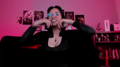 Snapshot of lilith_deveraux_ chatting on October 2025 05:13:02 PM MISTRESS LILITH online show from October 2025 05:13:02 PM