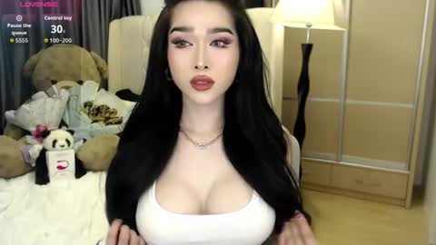 QUEEN LILITH BORBON online show from July 2026 01:14:02 PM