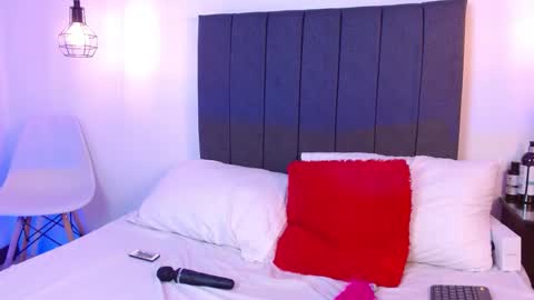 Lilith Nocturne online show from September 2025 07:25:01 PM