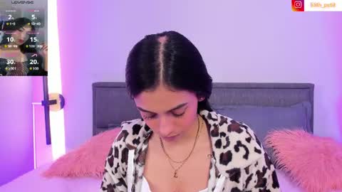 Snapshot of lilith_petit_ chatting on July 2026 01:14:02 PM Lili petit online show from July 2026 01:14:02 PM