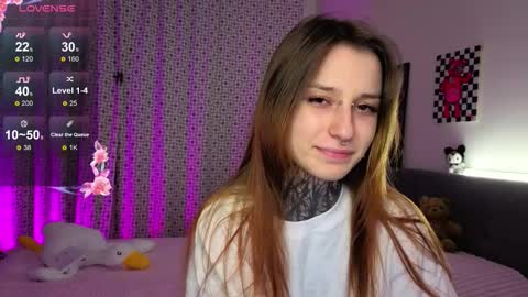 lilith_poison online show from October 2025 06:08:01 PM