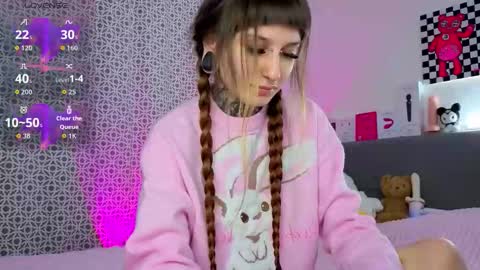 lilith_poison online show from February 2026 06:13:01 PM