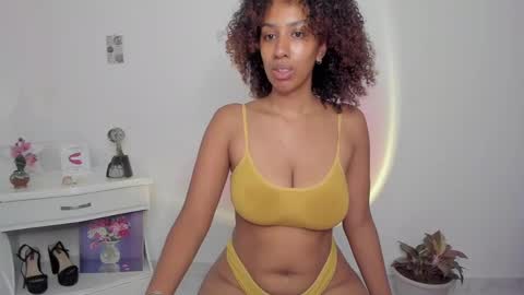 Alejandra  online show from February 2025 03:58:02 AM