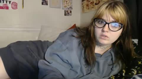 molly online show from March 2026 09:31:02 AM