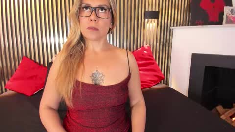   online show from October 2025 05:44:02 PM