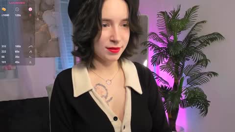 Snapshot of lilithlunna chatting on February 2025 10:44:02 PM Lilith online show from February 2025 10:44:02 PM