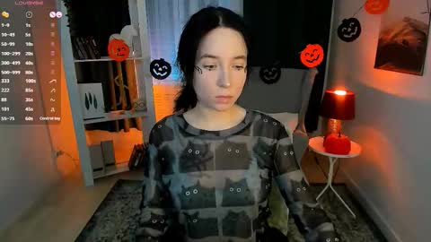 Lilith online show from November 2025 09:50:02 PM