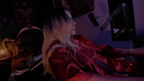 Snapshot of lilithmystic01 chatting on January 2025 10:32:01 AM lilithmystic01 online show from January 2025 10:32:01 AM