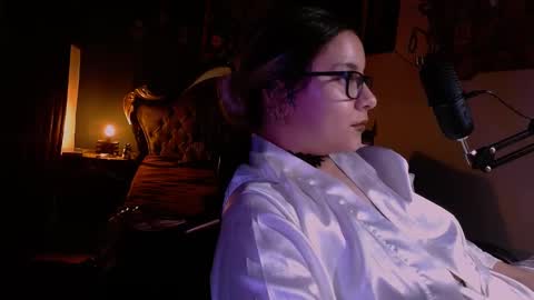 Snapshot of lilithmystic01 chatting on February 2025 06:54:01 AM lilithmystic01 online show from February 2025 06:54:01 AM