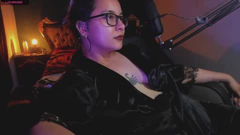 Snapshot of lilithmystic01 chatting on February 2025 11:17:01 PM lilithmystic01 online show from February 2025 11:17:01 PM