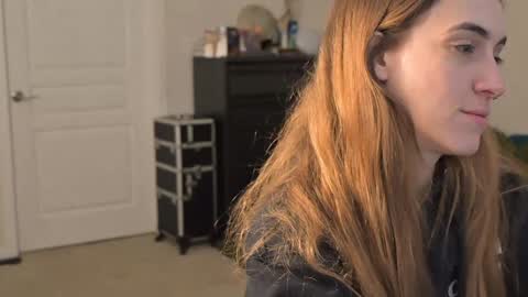 L online show from December 2024 08:01:02 PM