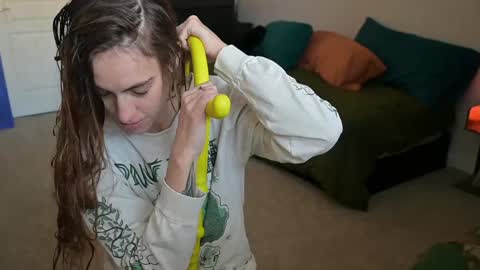 L online show from January 2025 09:10:01 PM