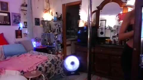 Snapshot of lilithohfish chatting on January 2026 10:13:02 PM Lilithohfish online show from January 2026 10:13:02 PM