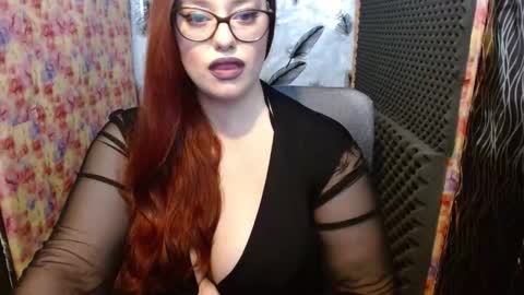 LILITHSERENDIPITY online show from December 2025 04:11:01 PM