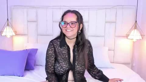 Snapshot of lilithvalmare chatting on September 2025 02:55:01 AM Lilith online show from September 2025 02:55:01 AM