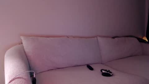 Jay  please help me reach 50 thumbs up online show from November 2025 01:05:01 AM