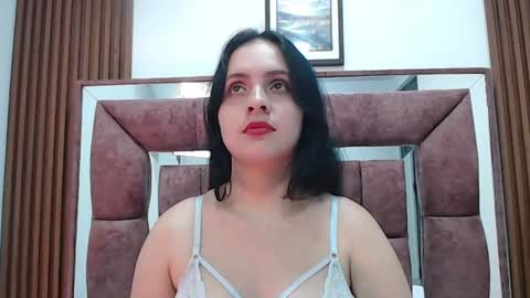 Snapshot of lilli_milk chatting on September 2025 07:39:01 PM Lilly online show from September 2025 07:39:01 PM