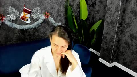 lillian_white1 online show from December 2024 01:13:01 AM