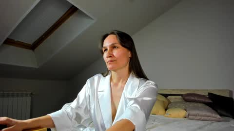 lillian_white1 online show from January 2025 01:17:02 PM