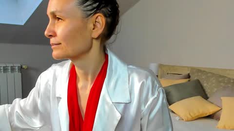 lillian_white1 online show from February 2025 10:13:02 AM