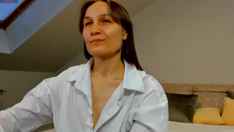 lillian_white1 online show from February 2025 11:06:02 AM