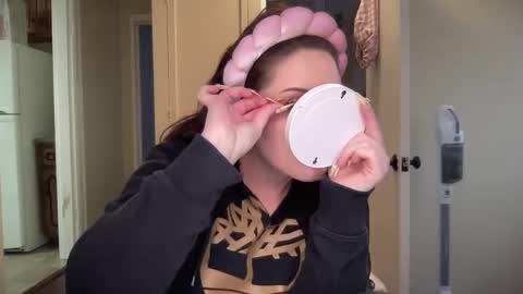 lilly_adams88 online show from February 2025 10:53:02 PM