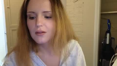 lilly_adams88 online show from April 2026 02:53:02 AM