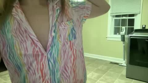 Snapshot of lilly_adams88 chatting on April 2026 02:27:02 AM lilly_adams88 online show from April 2026 02:27:02 AM