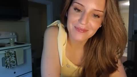 Snapshot of lilly_adams88 chatting on May 2026 10:51:02 PM lilly_adams88 online show from May 2026 10:51:02 PM